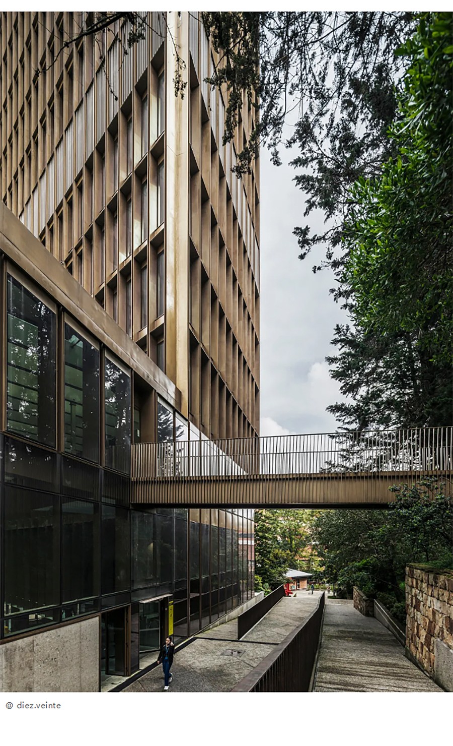 Renewal-Zone：旧砖建筑与新钢管塔︱哈维利亚大学工程实验室：减碳、协作与生态效益-2_03.jpg